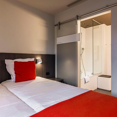 Square Hotel Κόρτρικ Εξωτερικό φωτογραφία