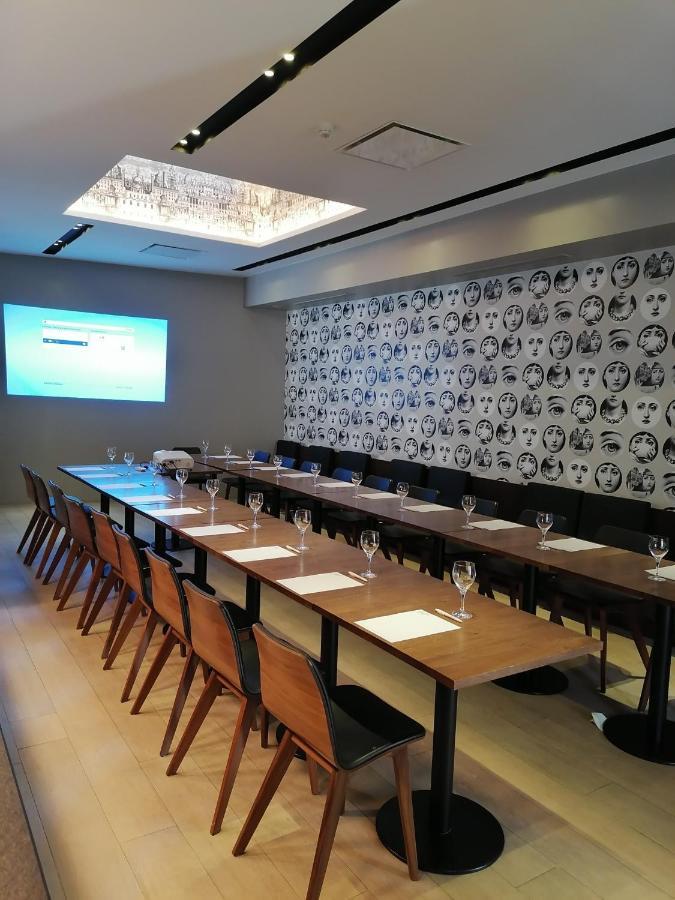 Square Hotel Κόρτρικ Εξωτερικό φωτογραφία