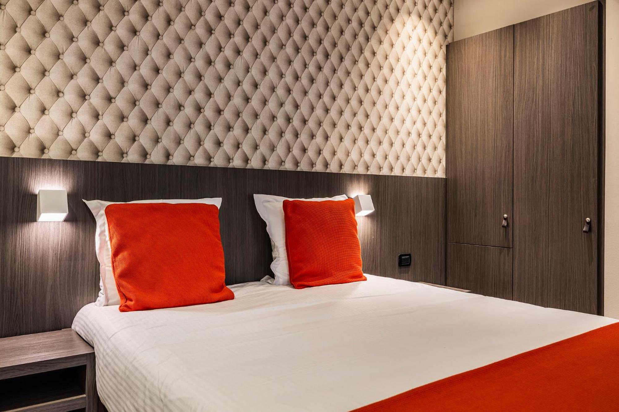 Square Hotel Κόρτρικ Εξωτερικό φωτογραφία