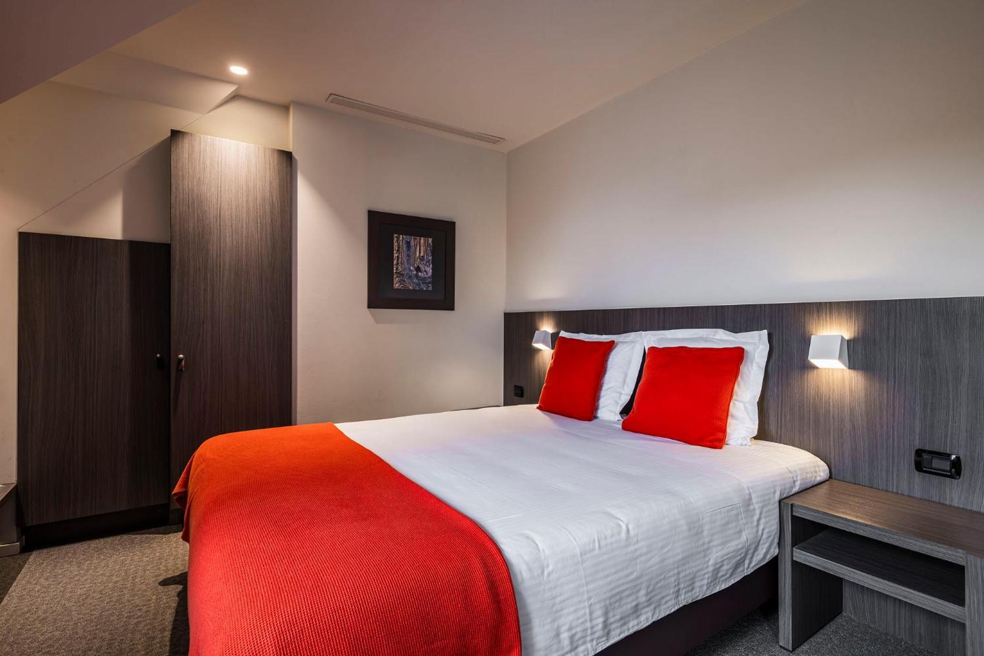 Square Hotel Κόρτρικ Εξωτερικό φωτογραφία