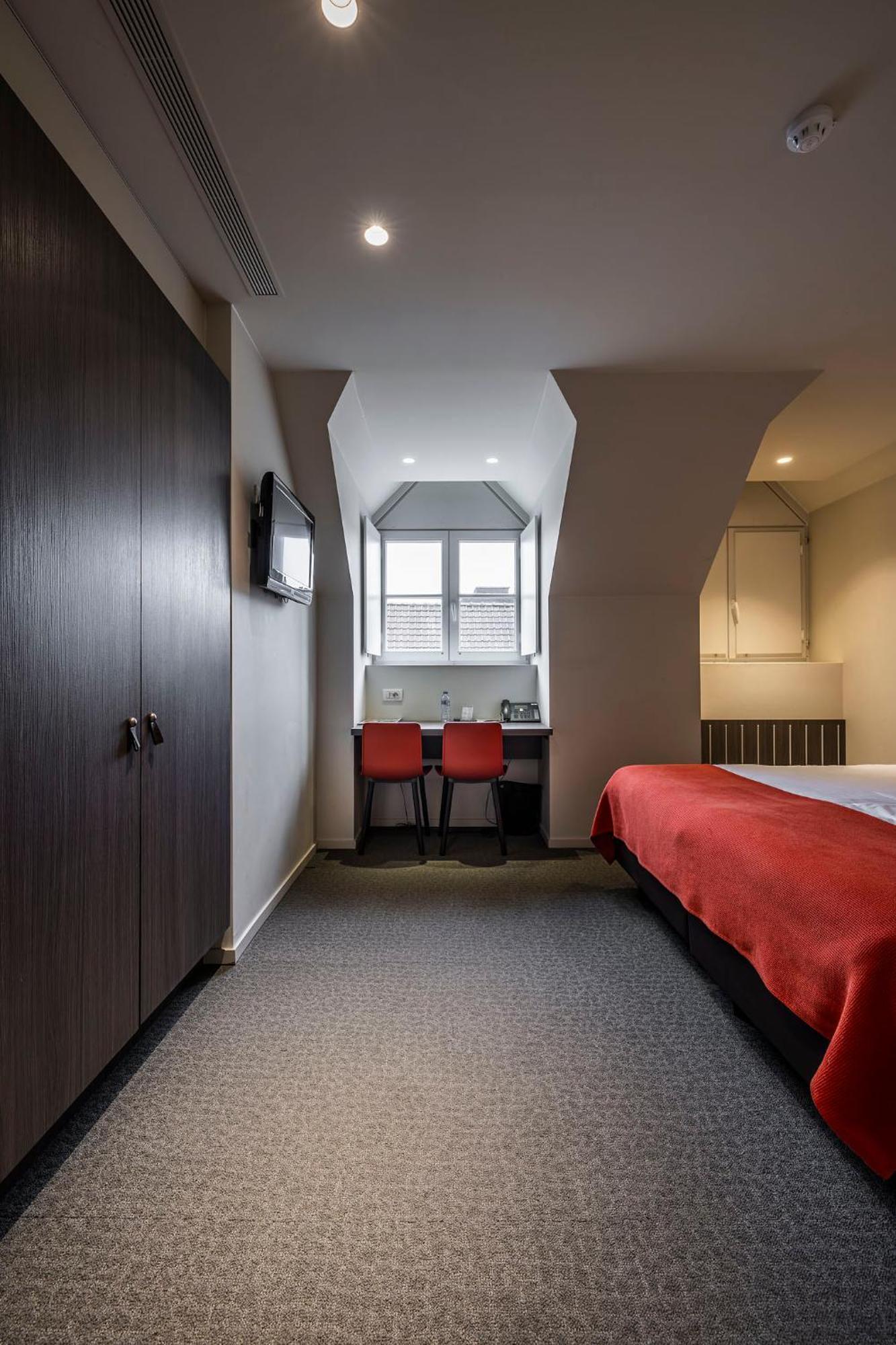 Square Hotel Κόρτρικ Εξωτερικό φωτογραφία