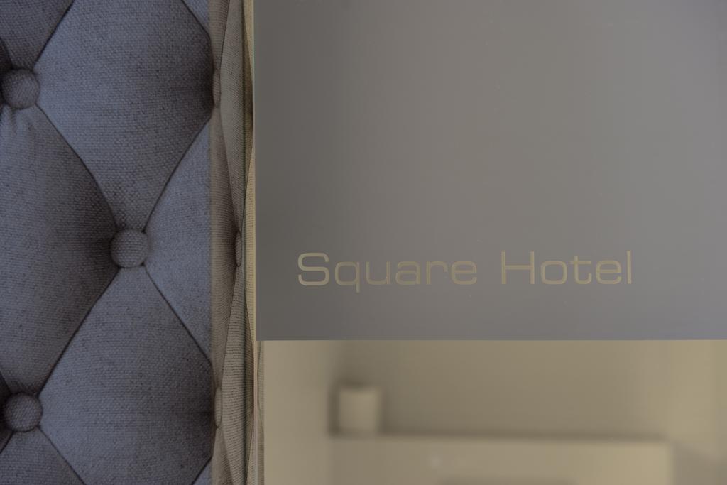 Square Hotel Κόρτρικ Εξωτερικό φωτογραφία